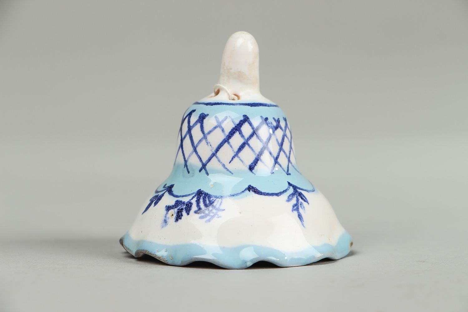 Small ceramic bell photo 1