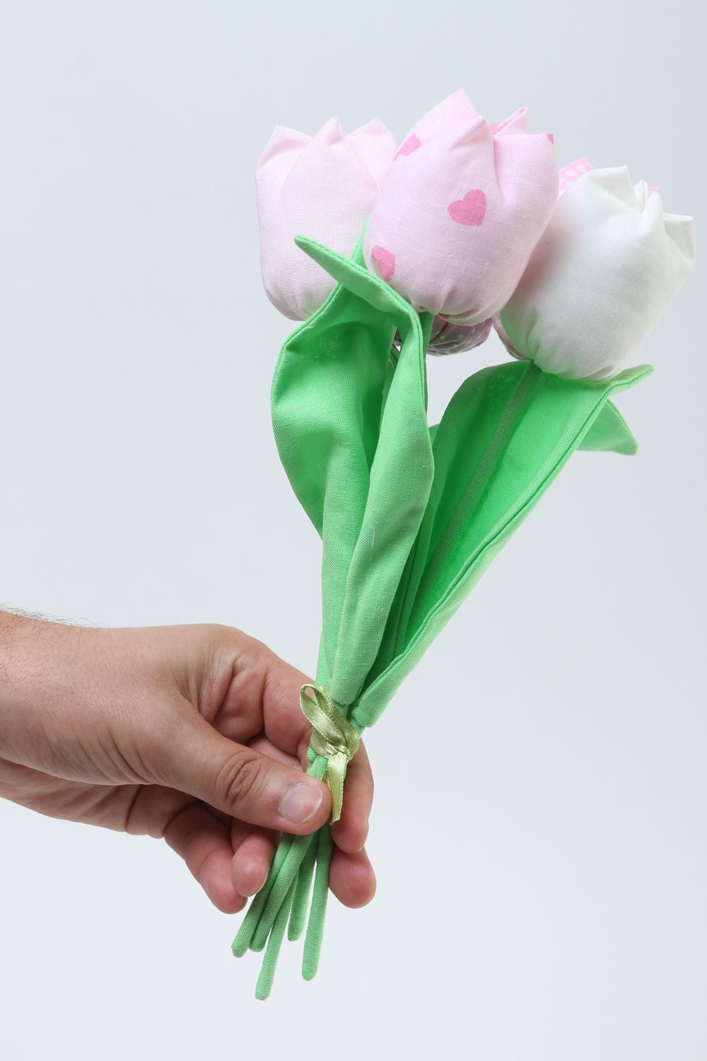 Flores de tela hechas a mano tulipanes artificiales elementos decorativos foto 6