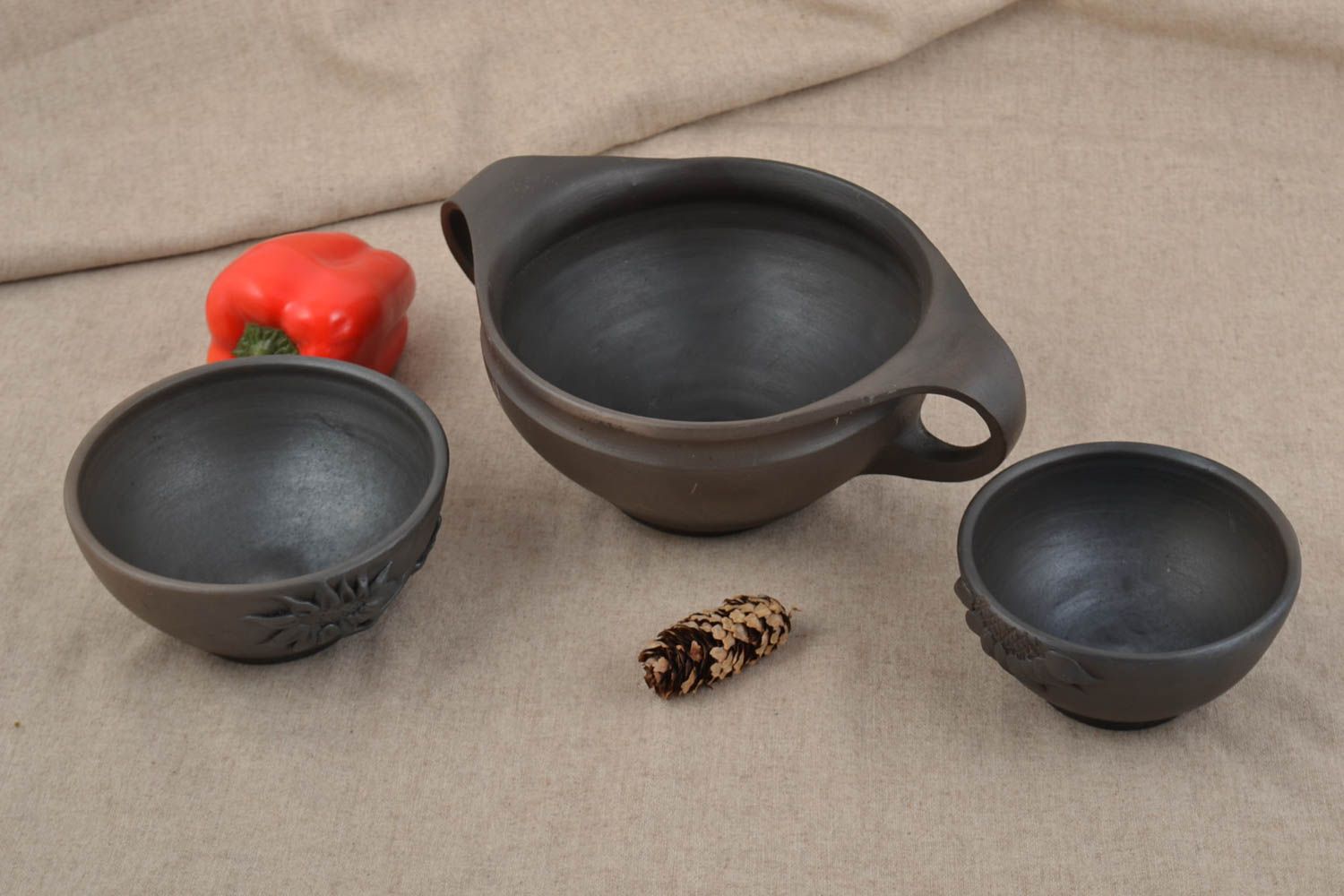 Handmade black smoked ceramic bowl set of 3 beautiful pieces of different sizes photo 1