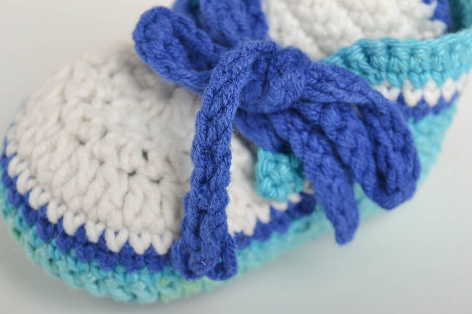 Stylish handmade crochet baby booties fashion kids handmade accessories photo 4