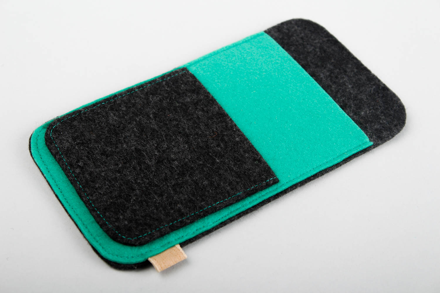 Handmade woolen phone case designer case for gadget woolen phone case ideas photo 3