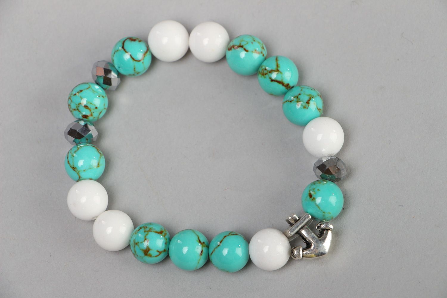 Handmade stretch wrist bracelet with turquoise and agate beads and anchor charm photo 2
