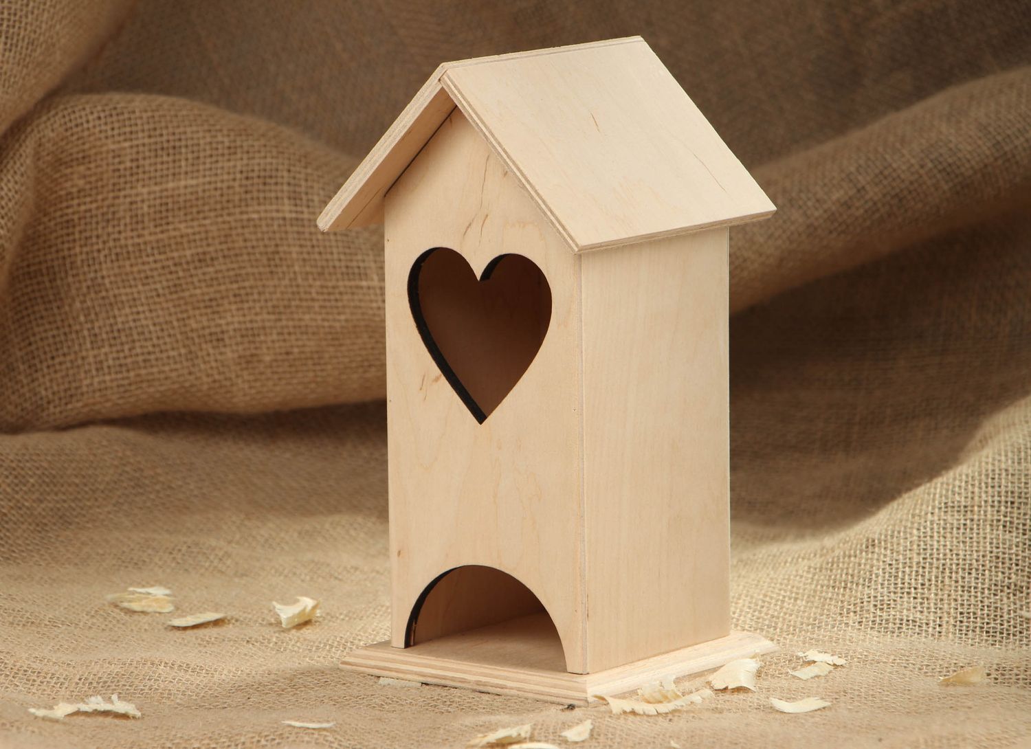 Pieza en blanco para creatividad con forma de casa de madera para decoupage foto 5