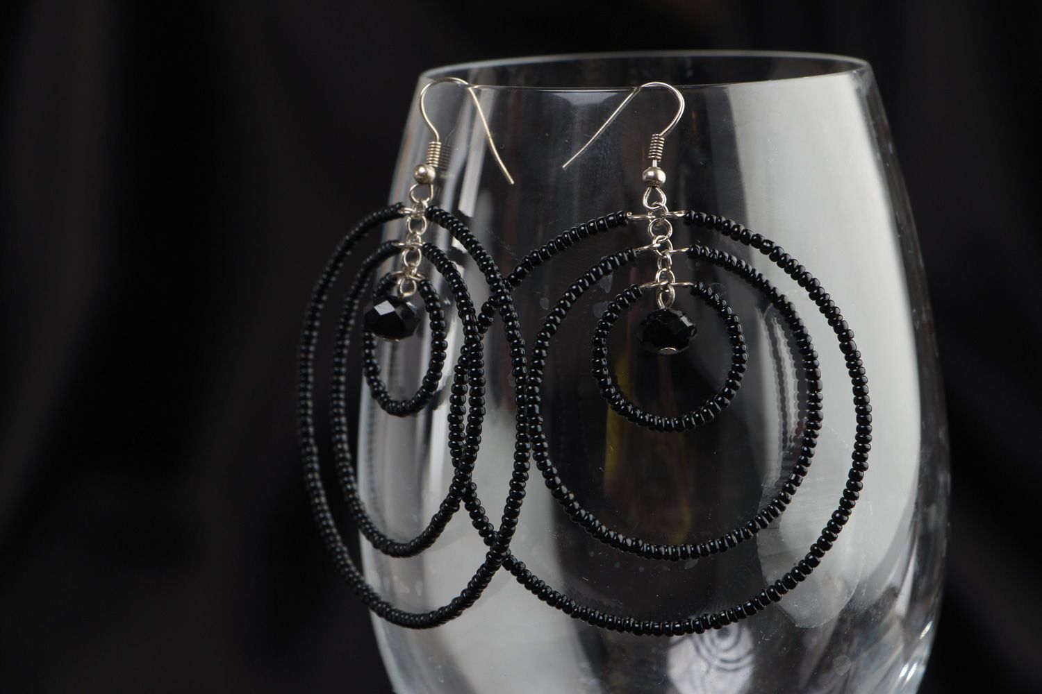 Handmade stylish black dangle earrings with glass beads and seed beads photo 5