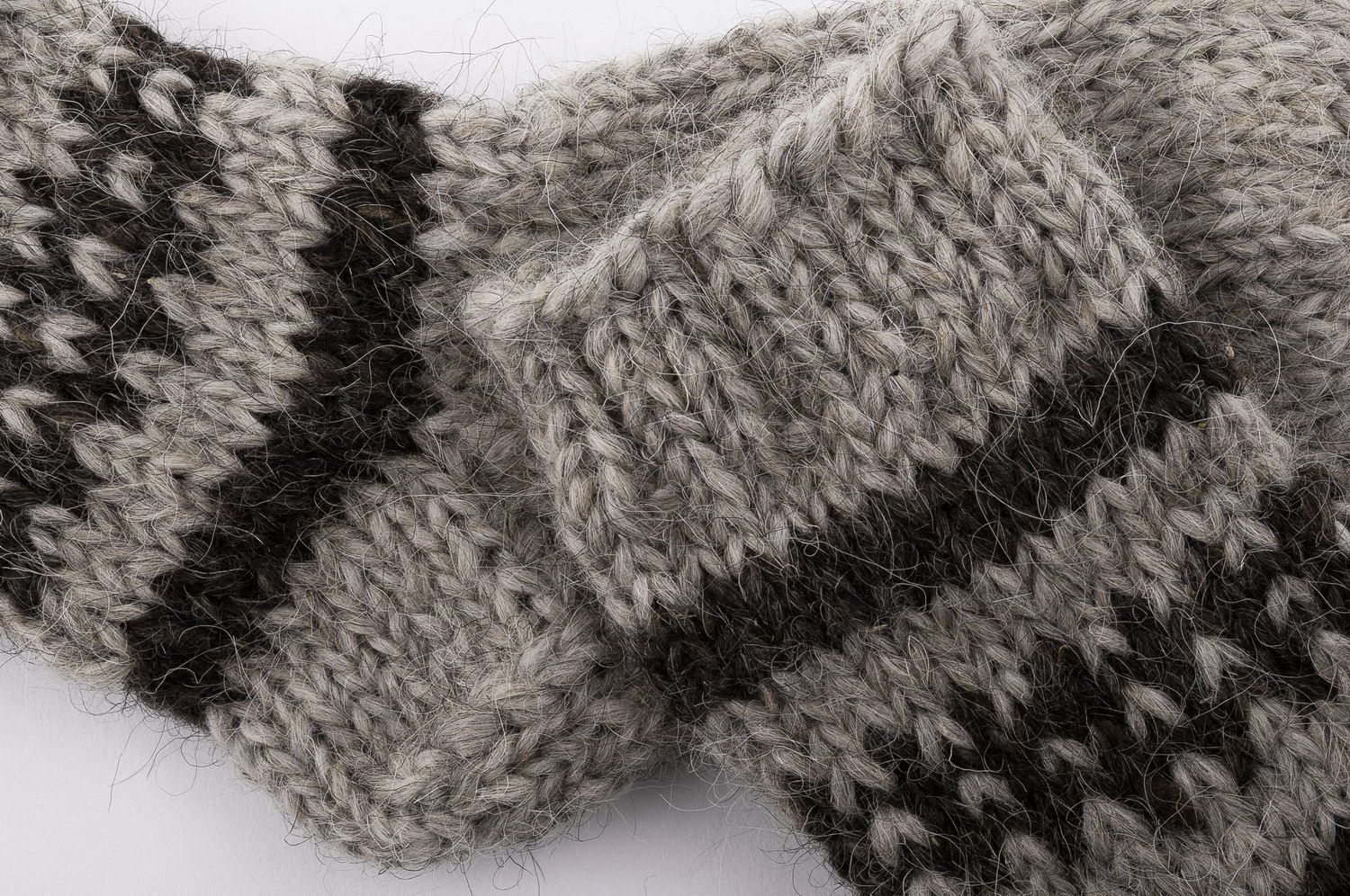 Men's wool socks of grey color photo 4