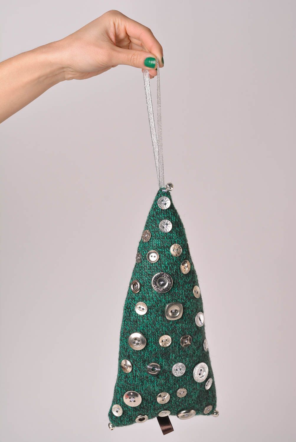 Déco à suspendre faite main Sapin tissu vert boutons Décoration Noël insolite photo 2