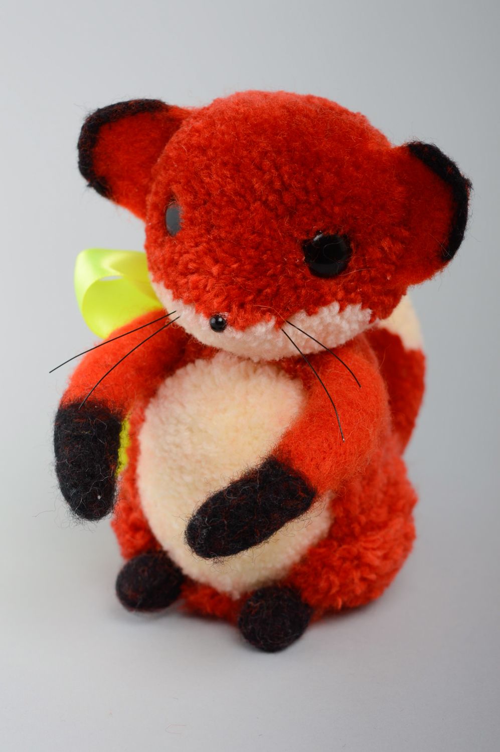 Soft pompom fox toy photo 1
