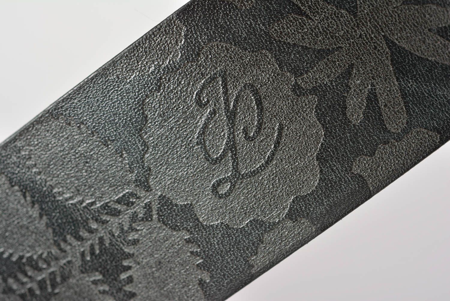 Ceinture en cuir faite main Maroquinerie avec gravure florale Accessoire mode photo 5