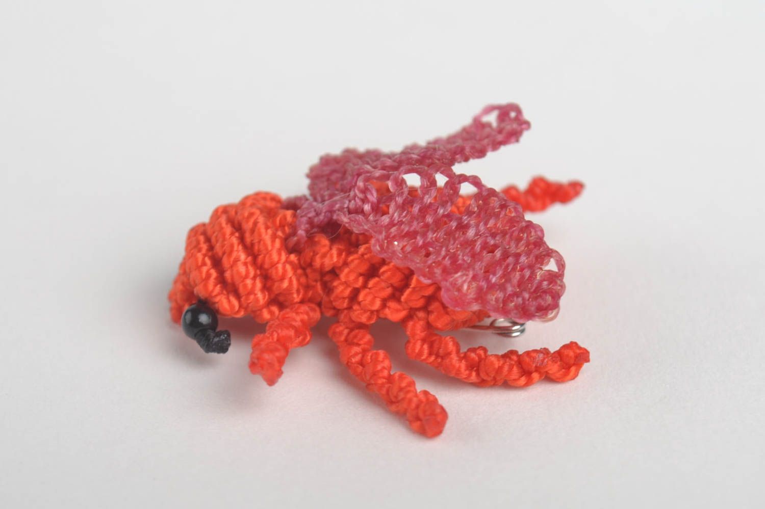 Украшение ручной работы брошь животное плетеная брошь в виде красной мухи фото 3