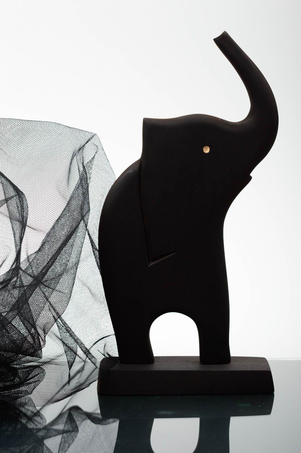 Figura de madera elefante hecha a mano elemento decorativo souvenir original foto 1