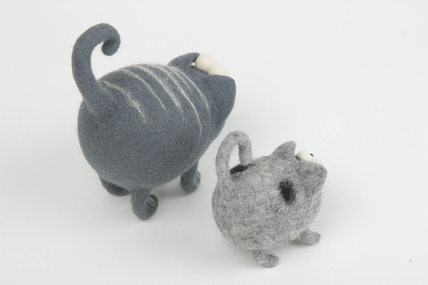 Очаровательные мягкие игрушки 2 кота из натуральной шерсти ручной работы фото 6