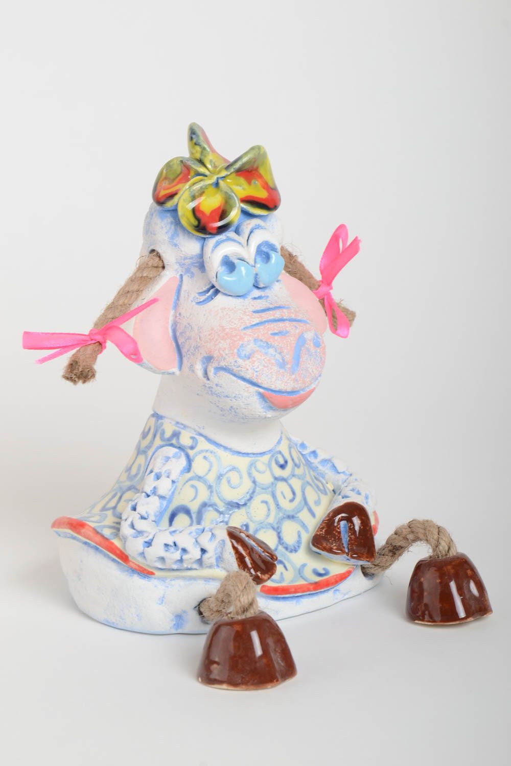 Hucha hecha a mano de arcilla Ovejita alcancía de cerámica regalo para niño 
 foto 2