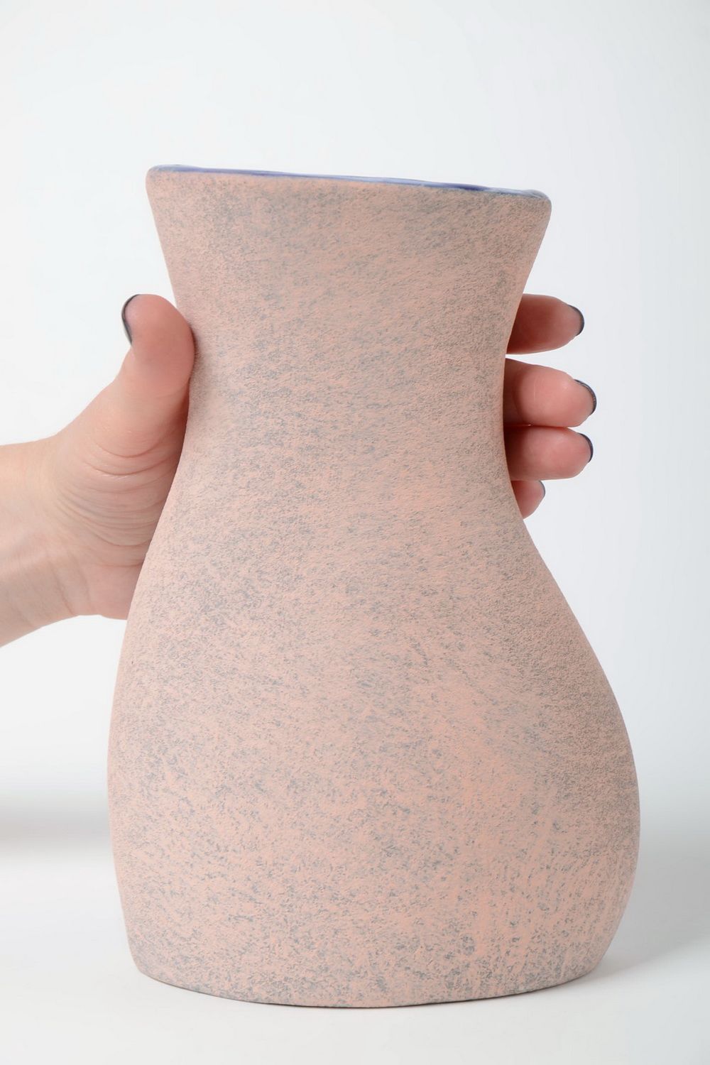 Полуфарфоровая ваза для цветов расписанная пигментами ручной работы на 1.2 л фото 5