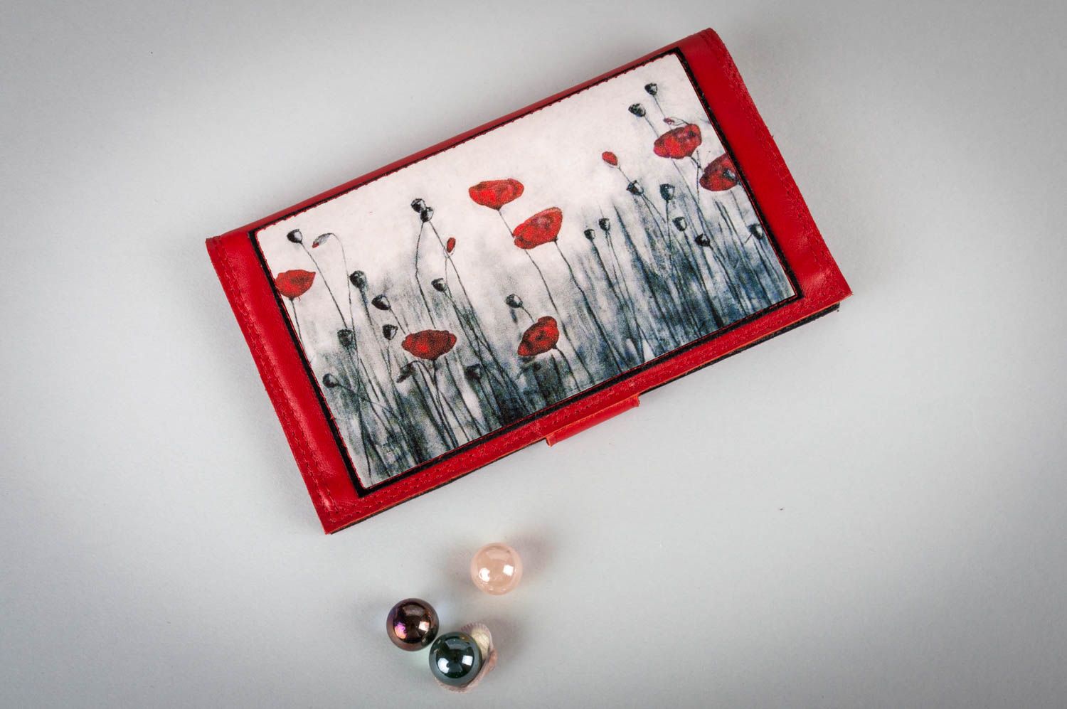 Rote Geldbörse aus Leder mit Print originell stilvoll künstlerische Handarbeit foto 1