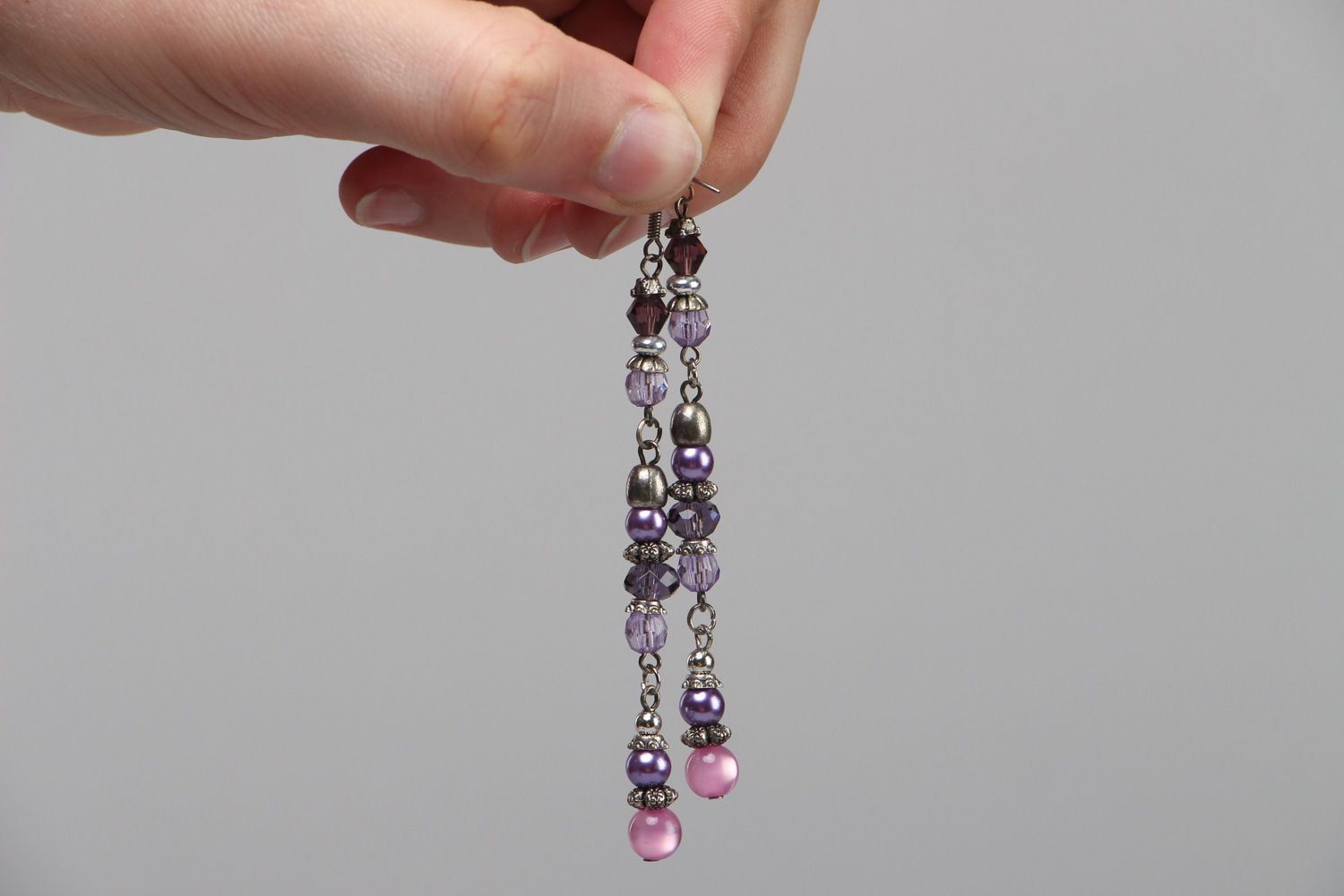 Handmade long glass bead earrings of lilac color photo 3