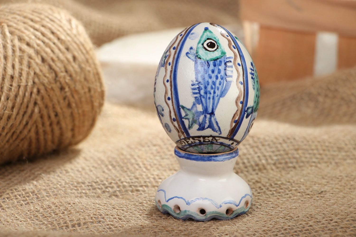 Bemaltes Osterei aus Keramik foto 5