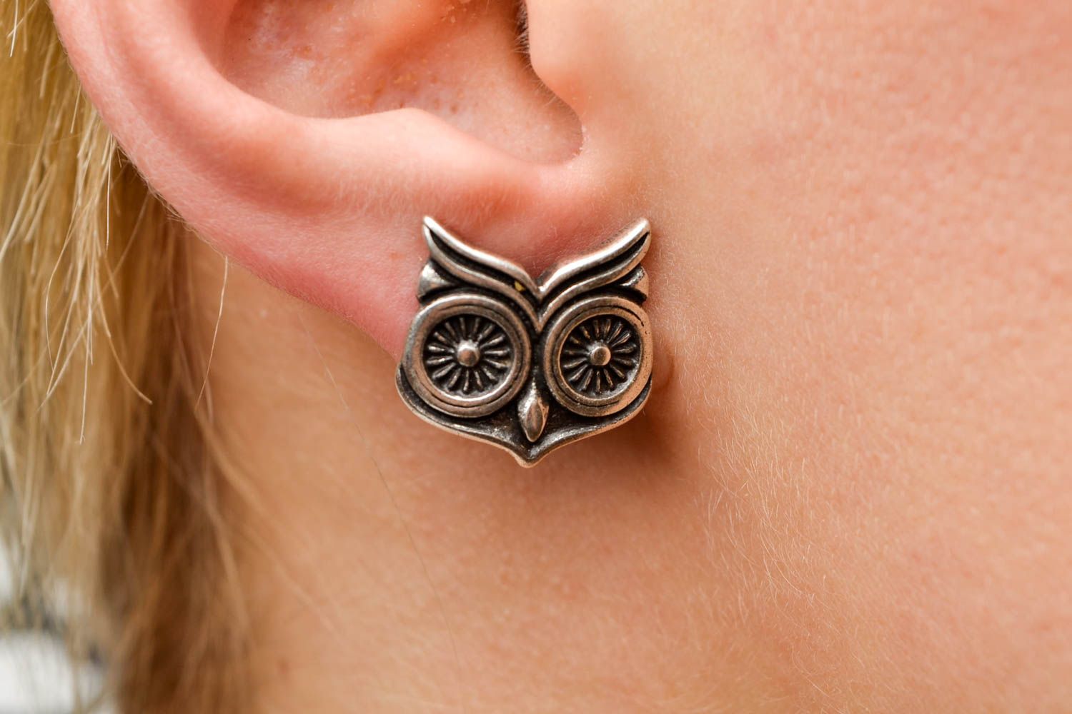 Unusual handmade metal stud earrings costume jewelry fashion accessories photo 2