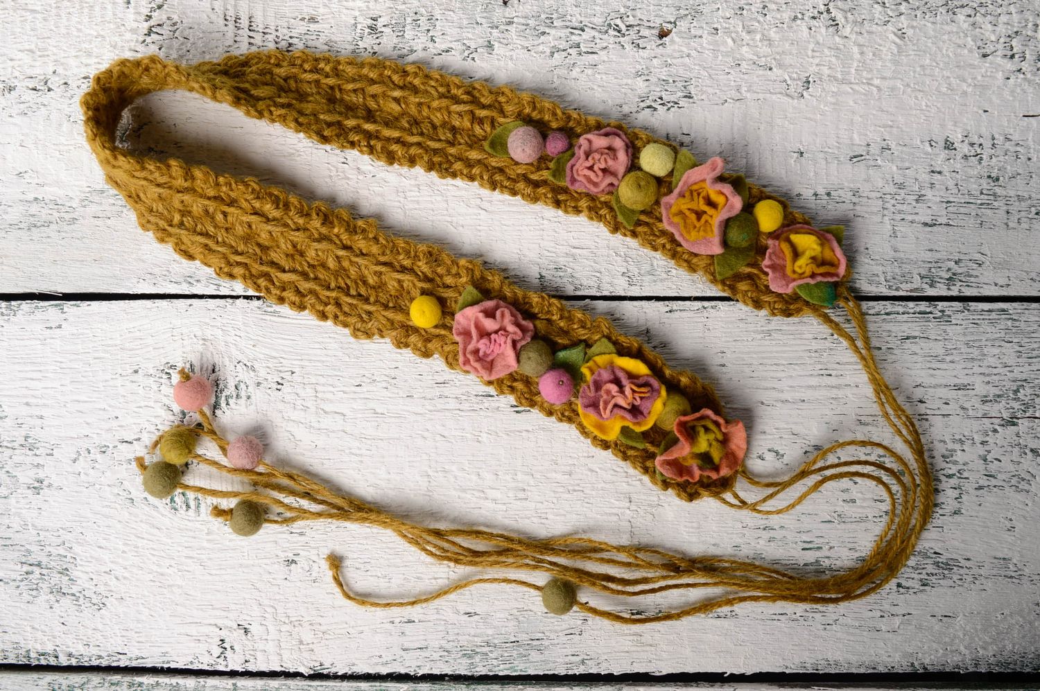 Ceinture textile en lin au crochet avec fleurs photo 1
