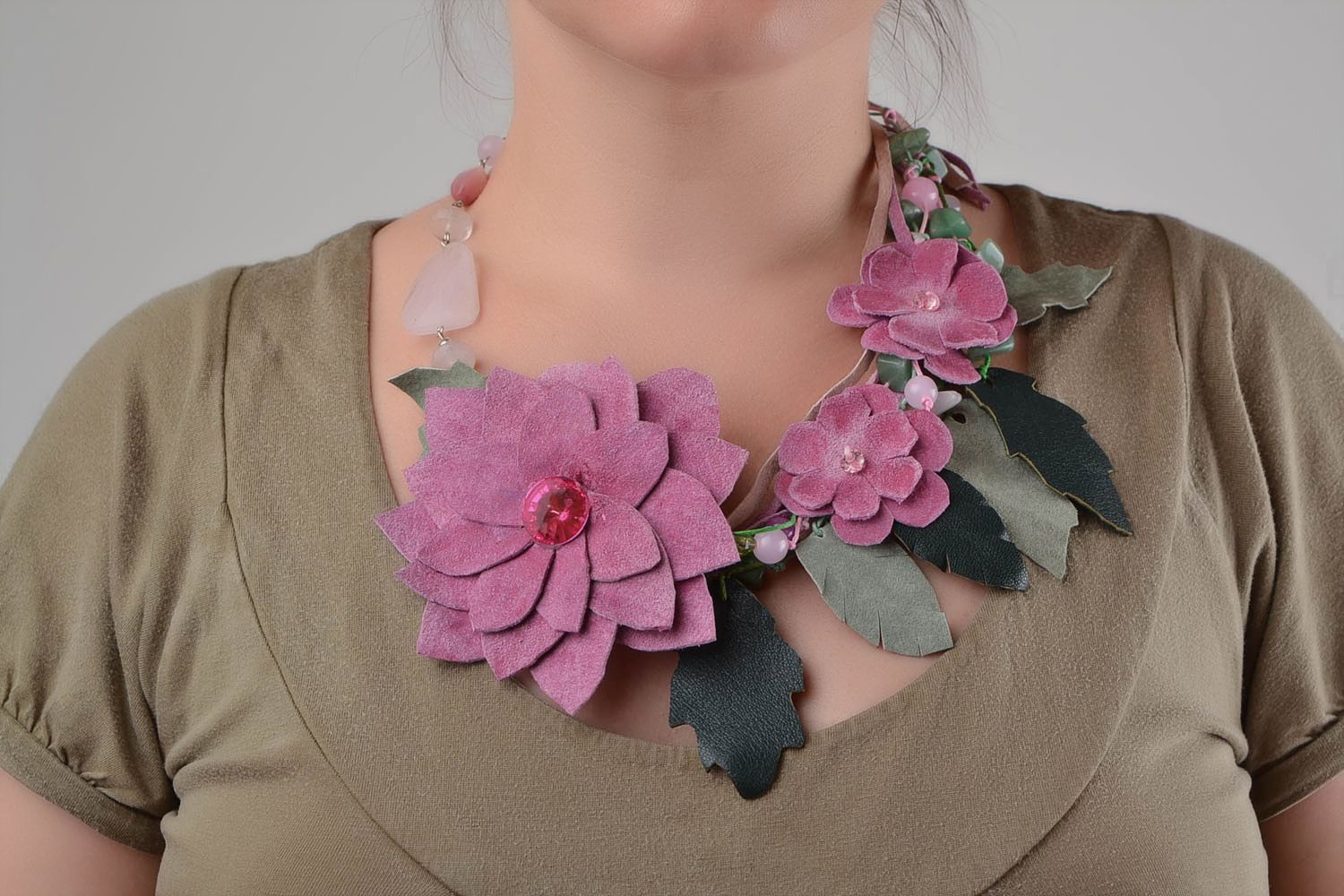 Beautiful handmade pink genuine leather flower necklace with natural stones photo 1