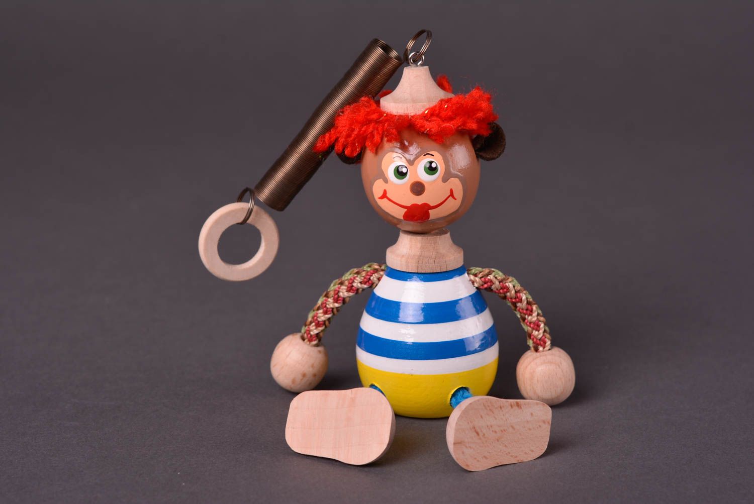Игрушка ручной работы оригинальная игрушка из дерева подарок ребенку сувенир фото 1