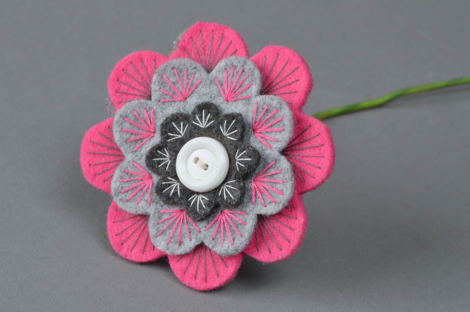 Handmade artificial pink and gray felt flower with button for interior decoration photo 2