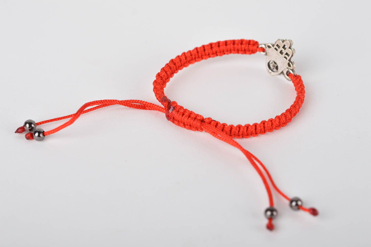 Pulsera de hilo rojo hecha a mano accesorio para mujer pulsera con cuentas foto 4