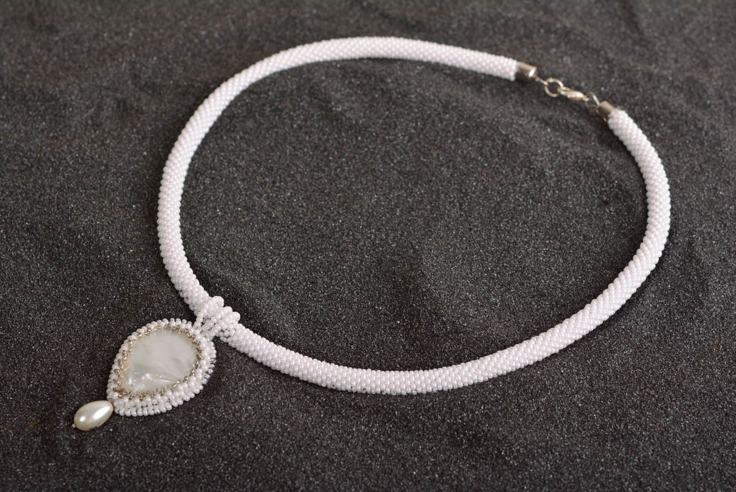 Handmade beaded necklace stylish necklace with nacreous pendant cute necklace photo 1
