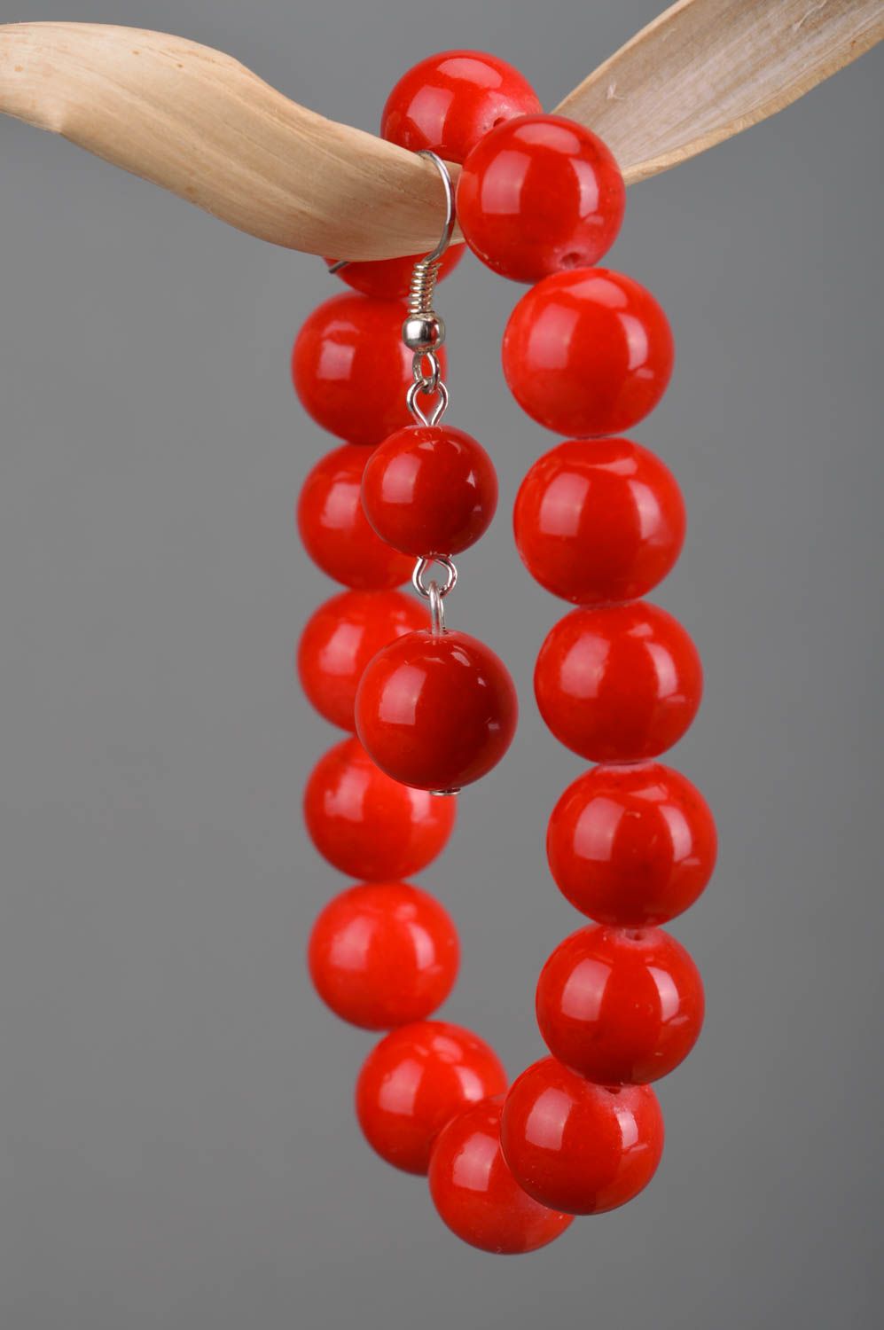 Handmade red beaded jewelry set stretch wrist bracelet and dangle earrings photo 3
