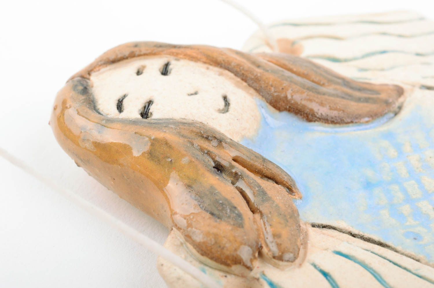 Панно на стену подарок ручной работы предмет декора из глины Ангел в голубом фото 4