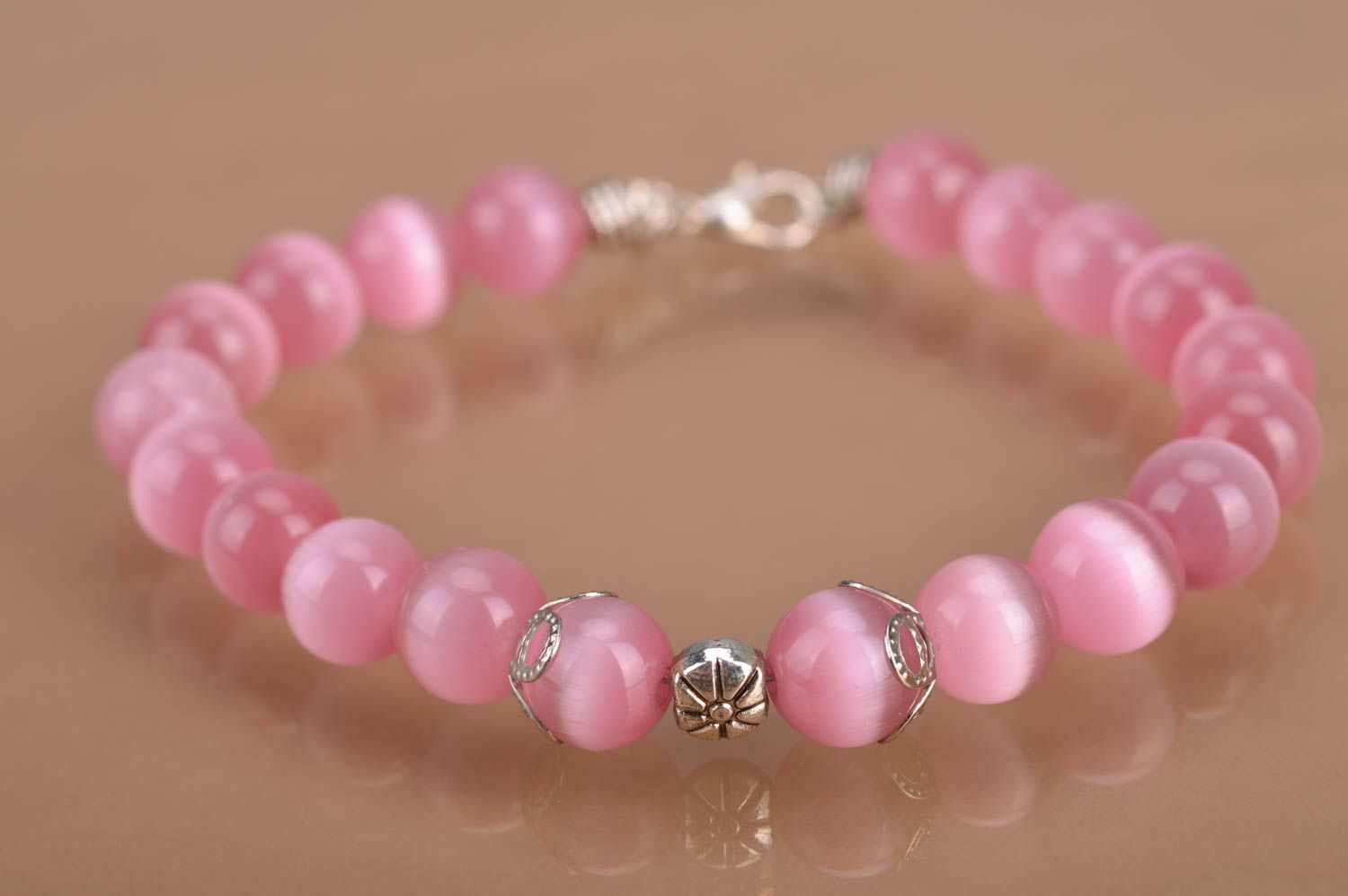 Handmade pink beaded wrist bracelet laconic thin designer accessory for women photo 5