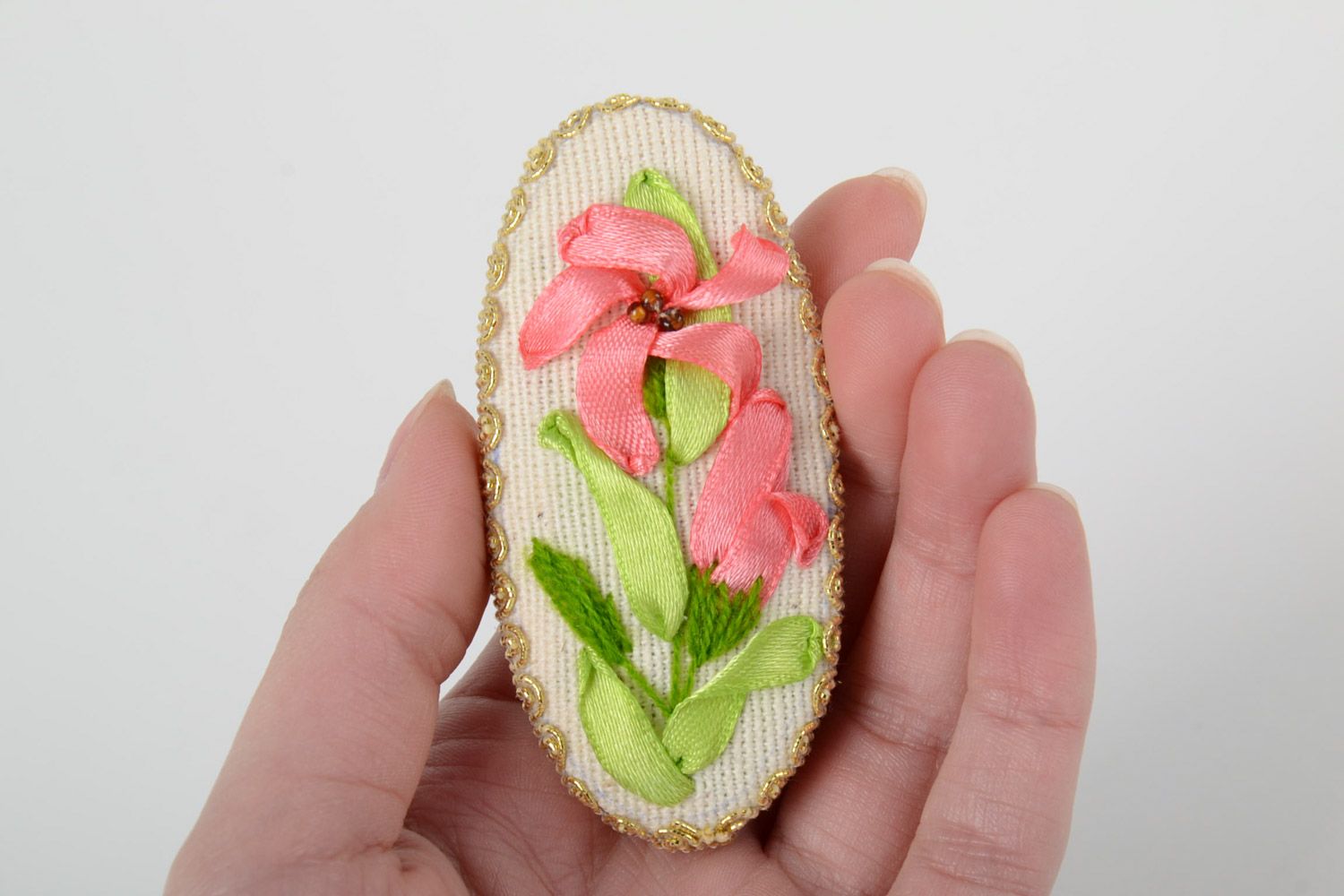 Handmade large elegant oval brooch with ribbon embroidery handmade photo 5