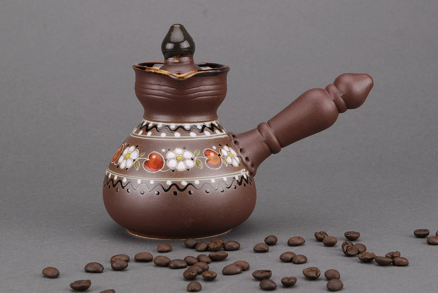 Türkischer Kaffeekocher aus Ton mit Stiel foto 4
