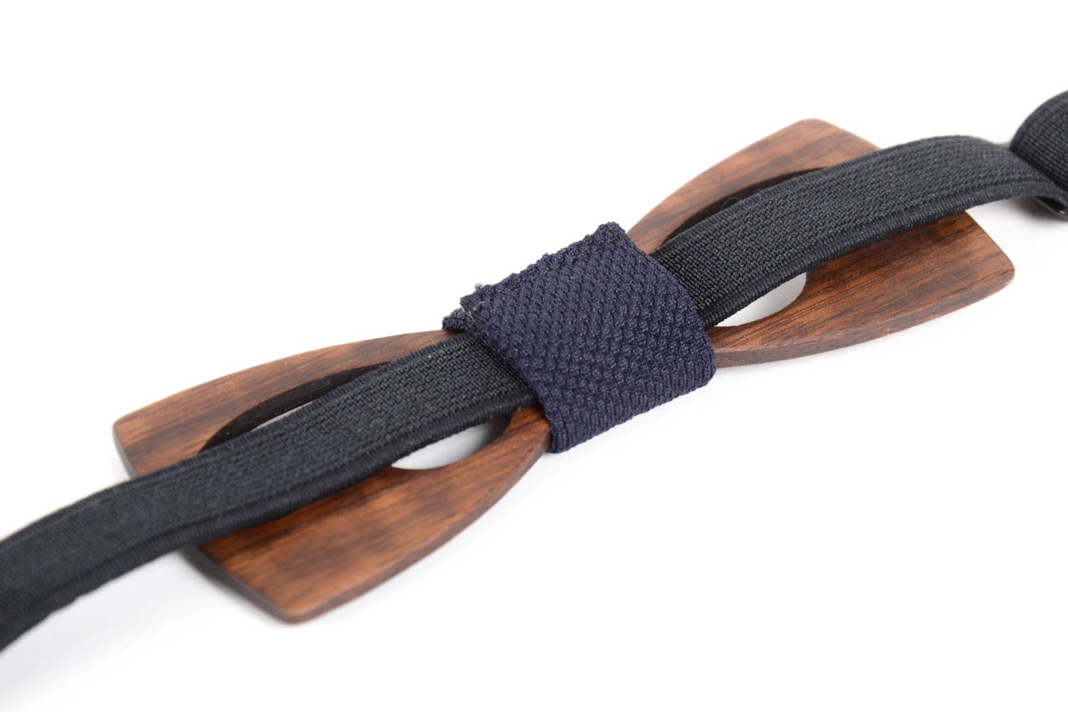 Handmade originelle Fliege Krawatte Accessoire für Männer Fliege aus Holz  foto 5