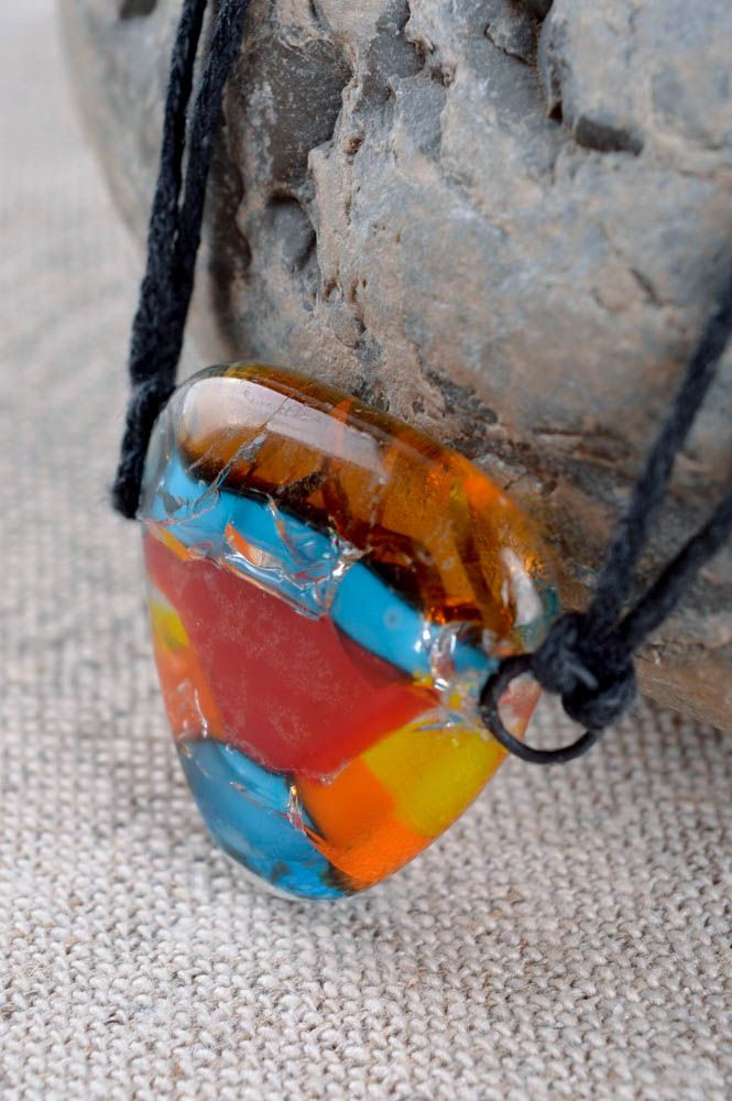 Pendentif en verre Bijou fait main multicolore sur cordons Cadeau femme photo 1