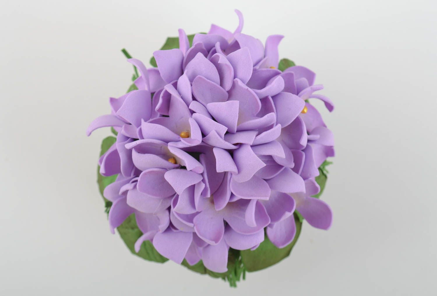 Bocal avec fleurs décoratives violettes artificielles en foamiran faites main photo 4