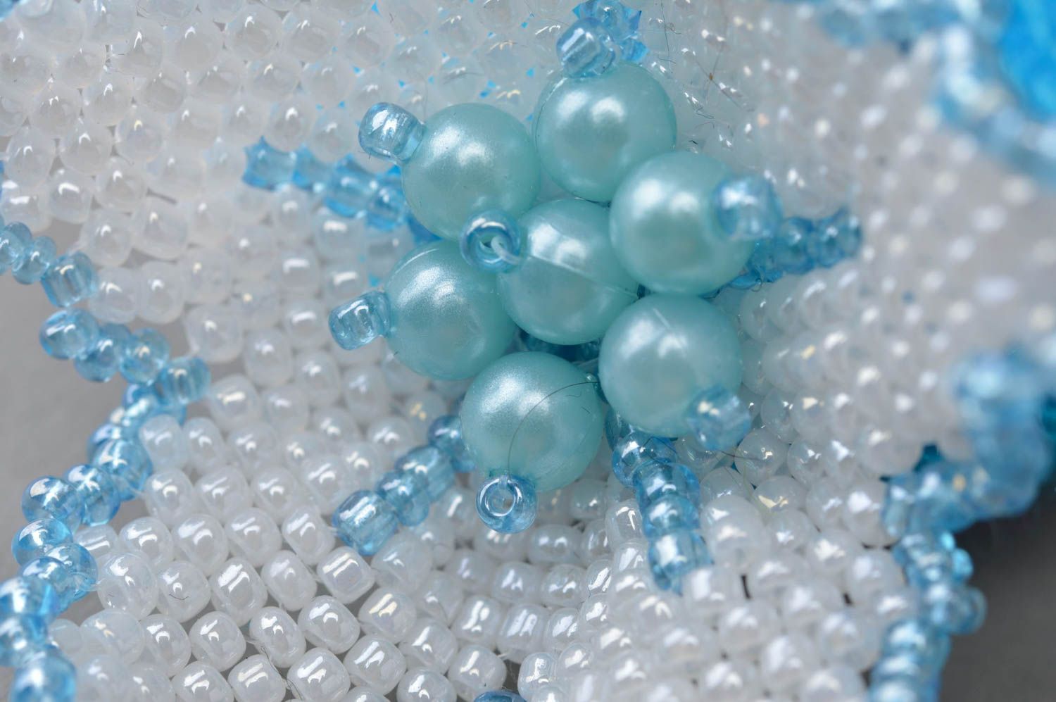 Stylish handmade elegant beautiful blue scrunchy woven of blue and white beads photo 5