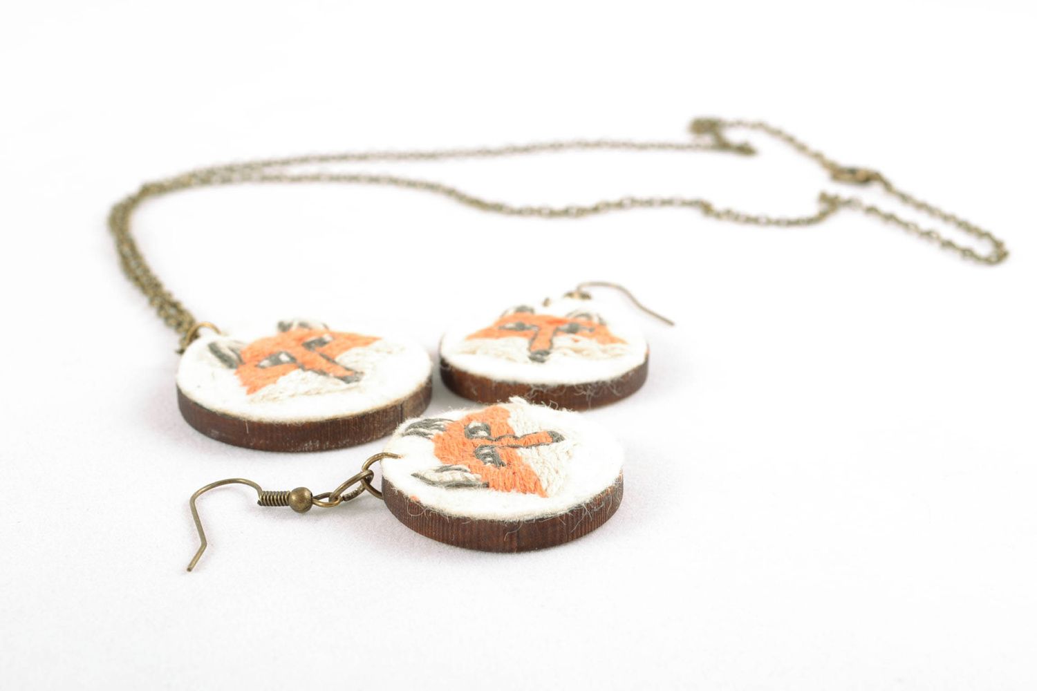 Wooden earrings and pendant with satin stitch embroidery Foxes photo 3