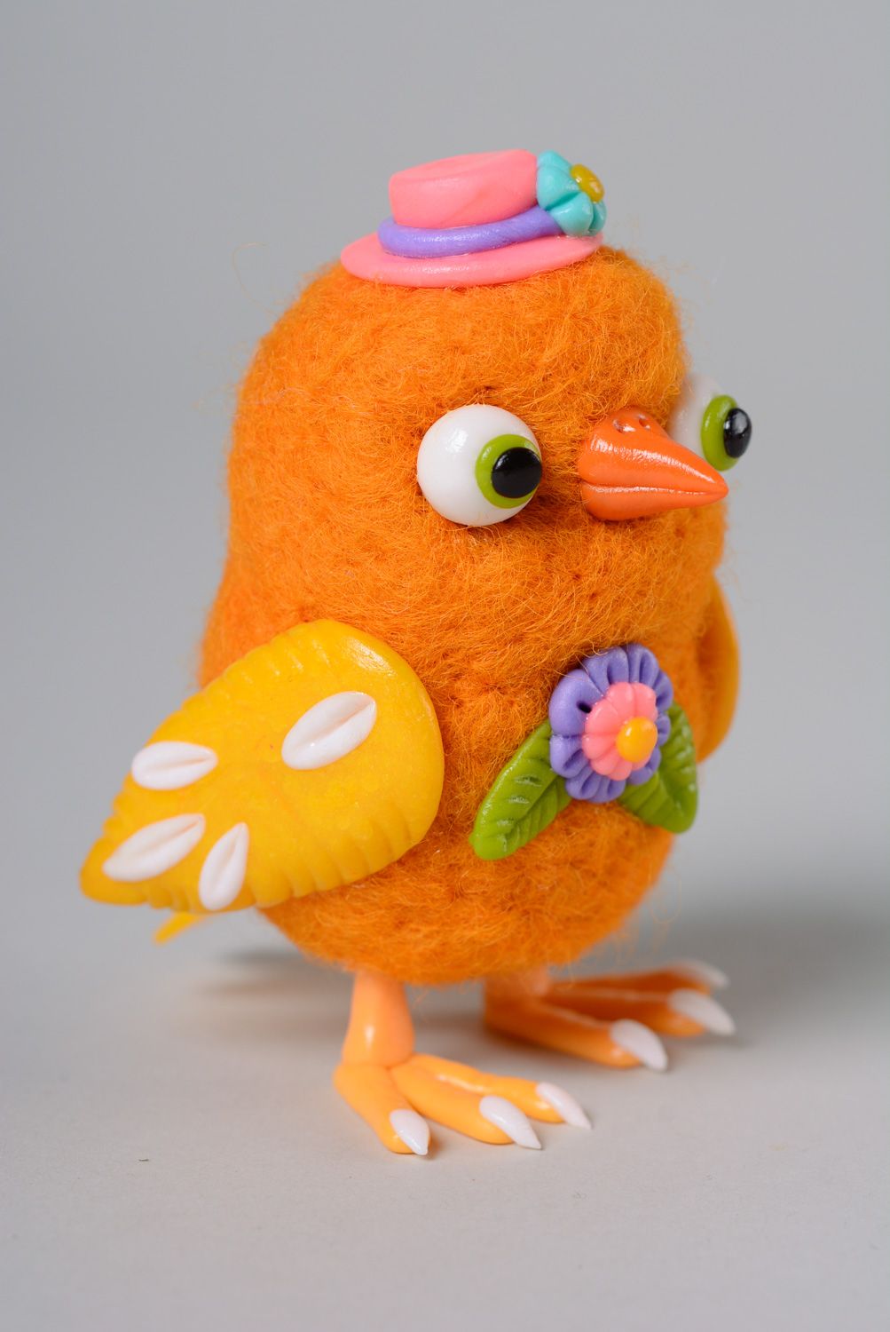 Figurine oiseau feutrée en laine orange faite main de créateur  photo 3