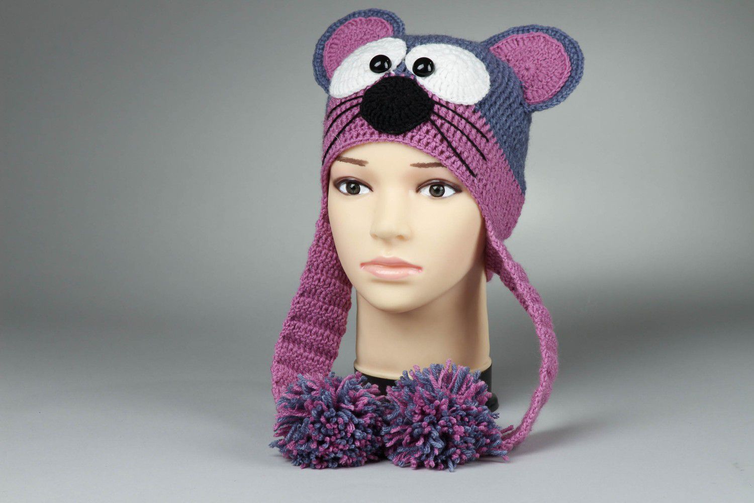 Purple knitted hat Mouse size M photo 1