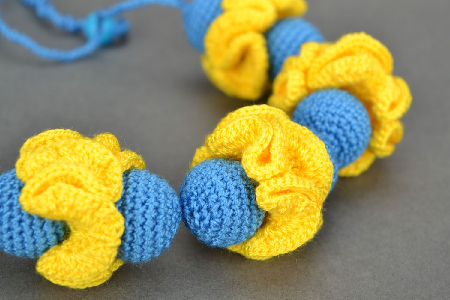 Crochet bead necklace photo 3