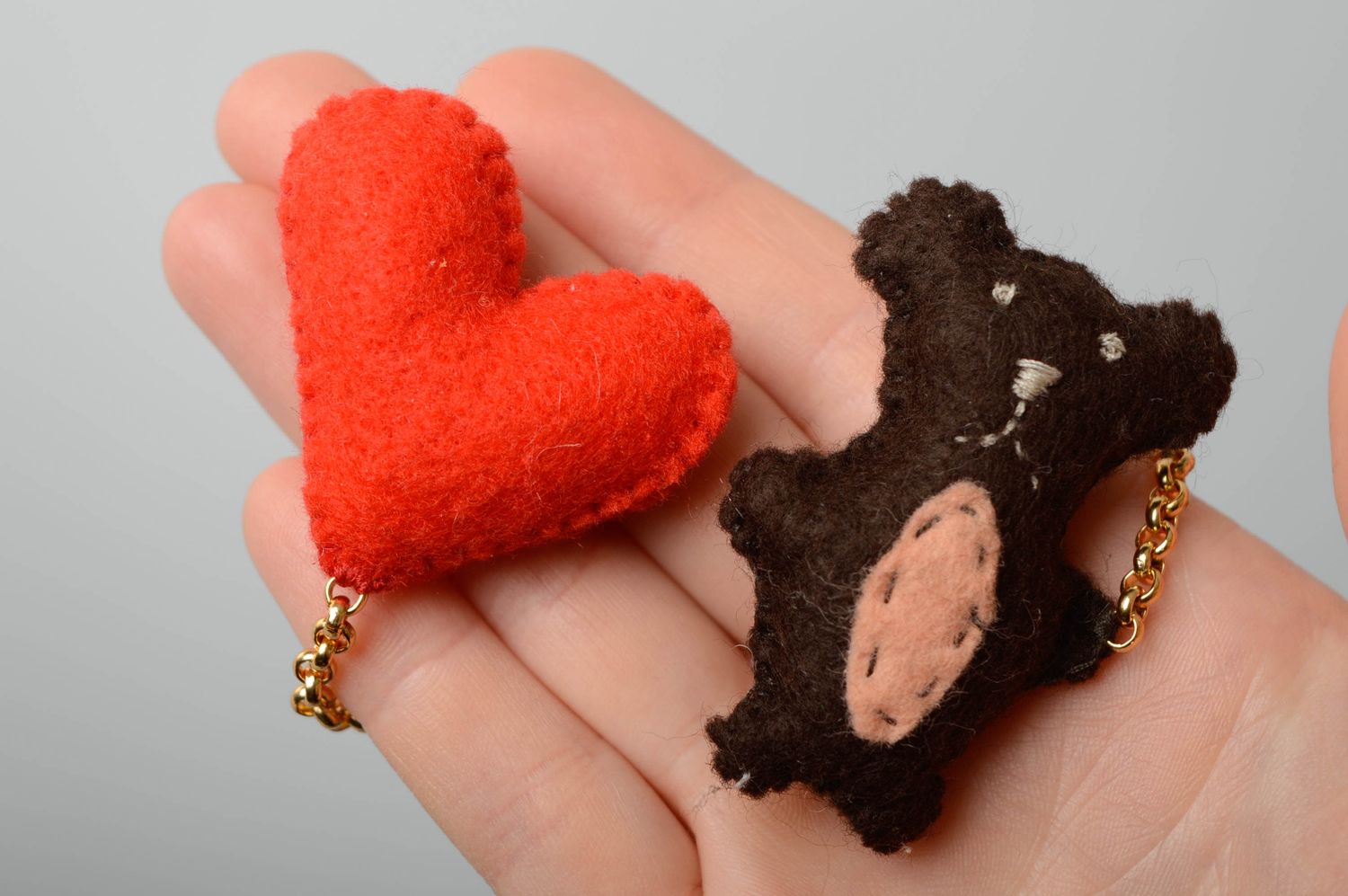 Handmade fabric brooch Bear with Heart photo 3