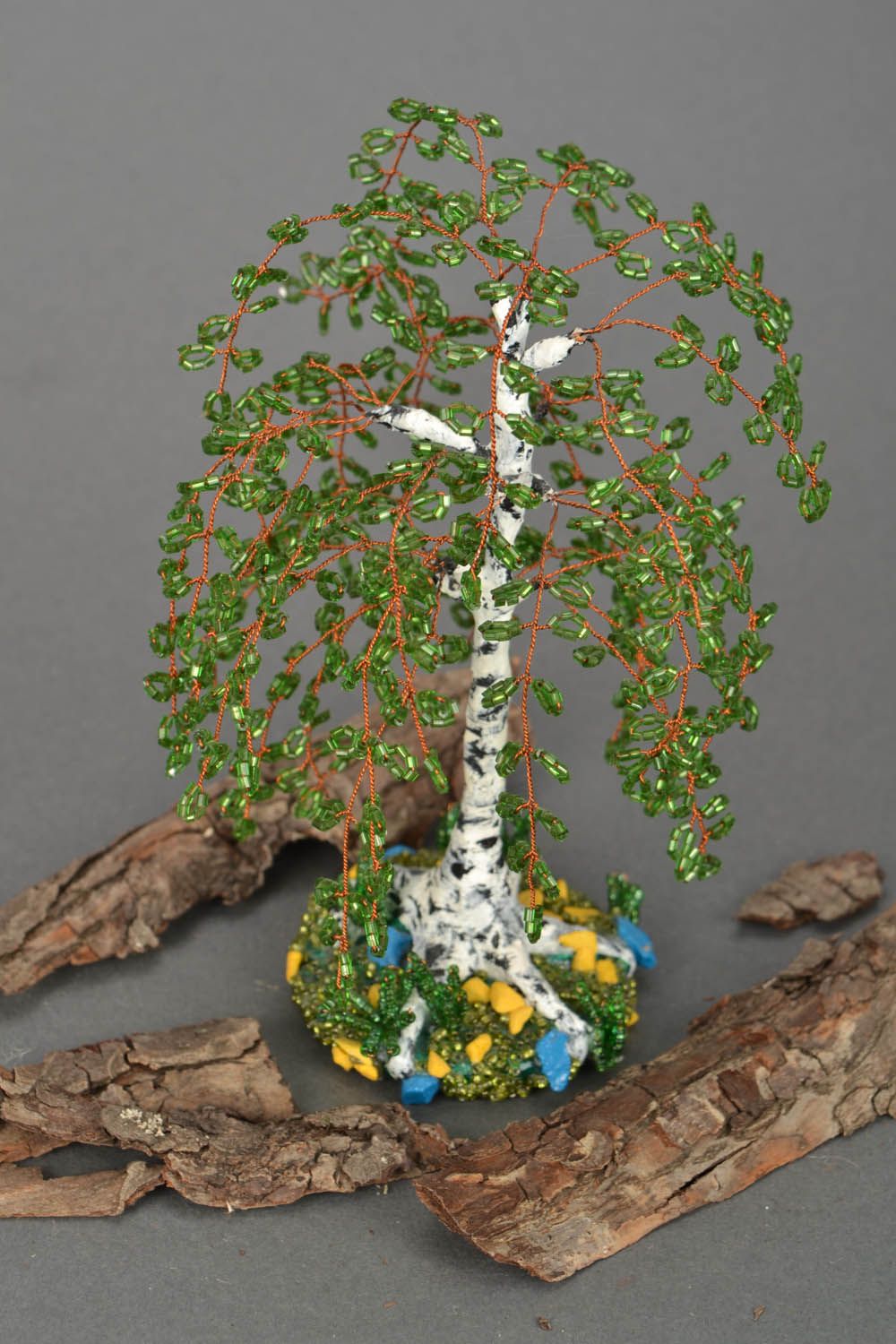 Árvore decorativa de miçangas feita à mão  foto 1