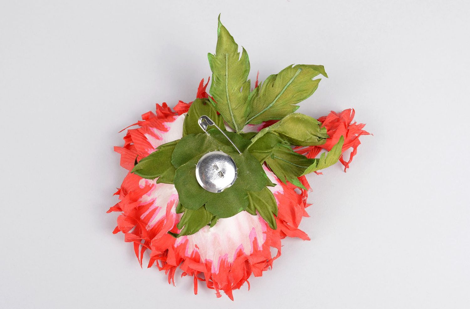 Broche fleur Bijou fait main soie naturelle Accessoire femme design de créateur photo 4