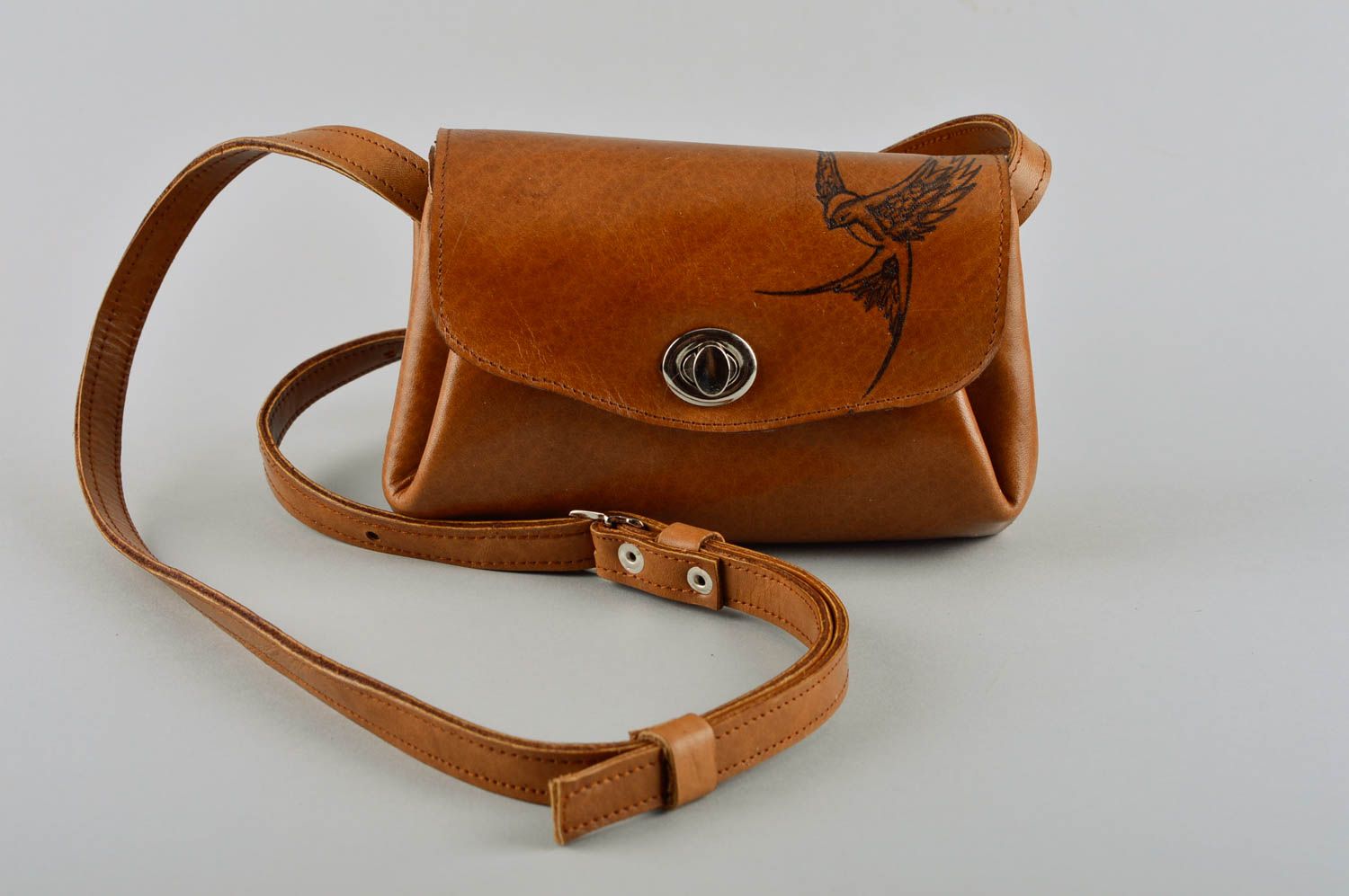 Сумка ручной работы сумка через плечо кожаная сумка светло-коричневая красивая фото 2