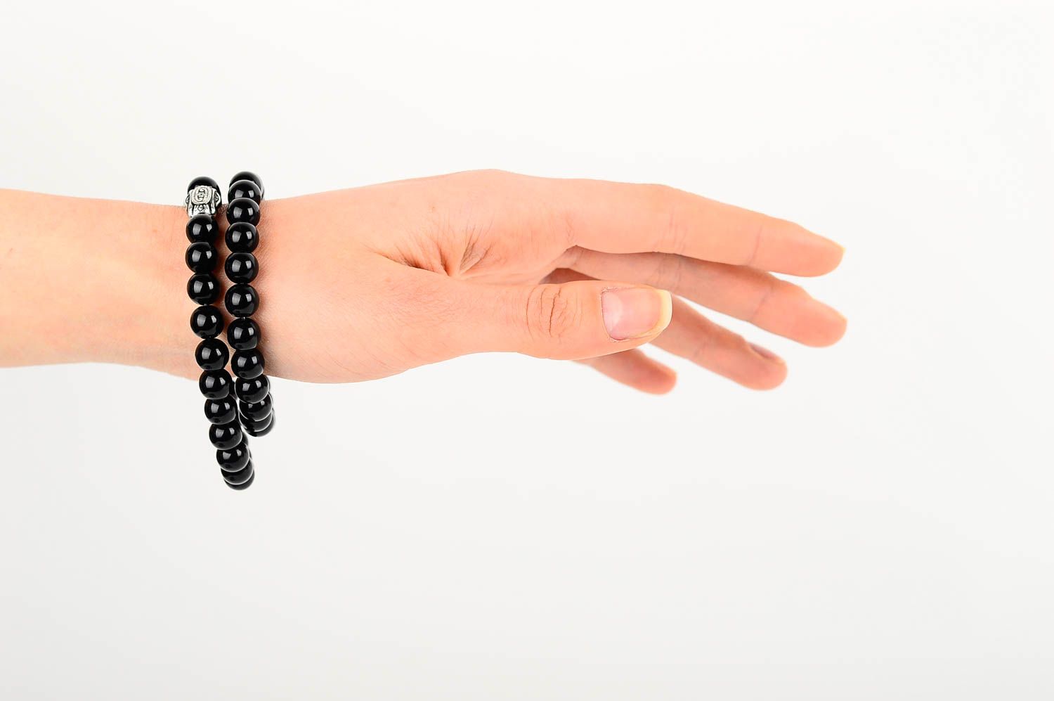 Bracelets design Bijoux fait main 2 pièces noires cadeau Accessoires femme photo 2