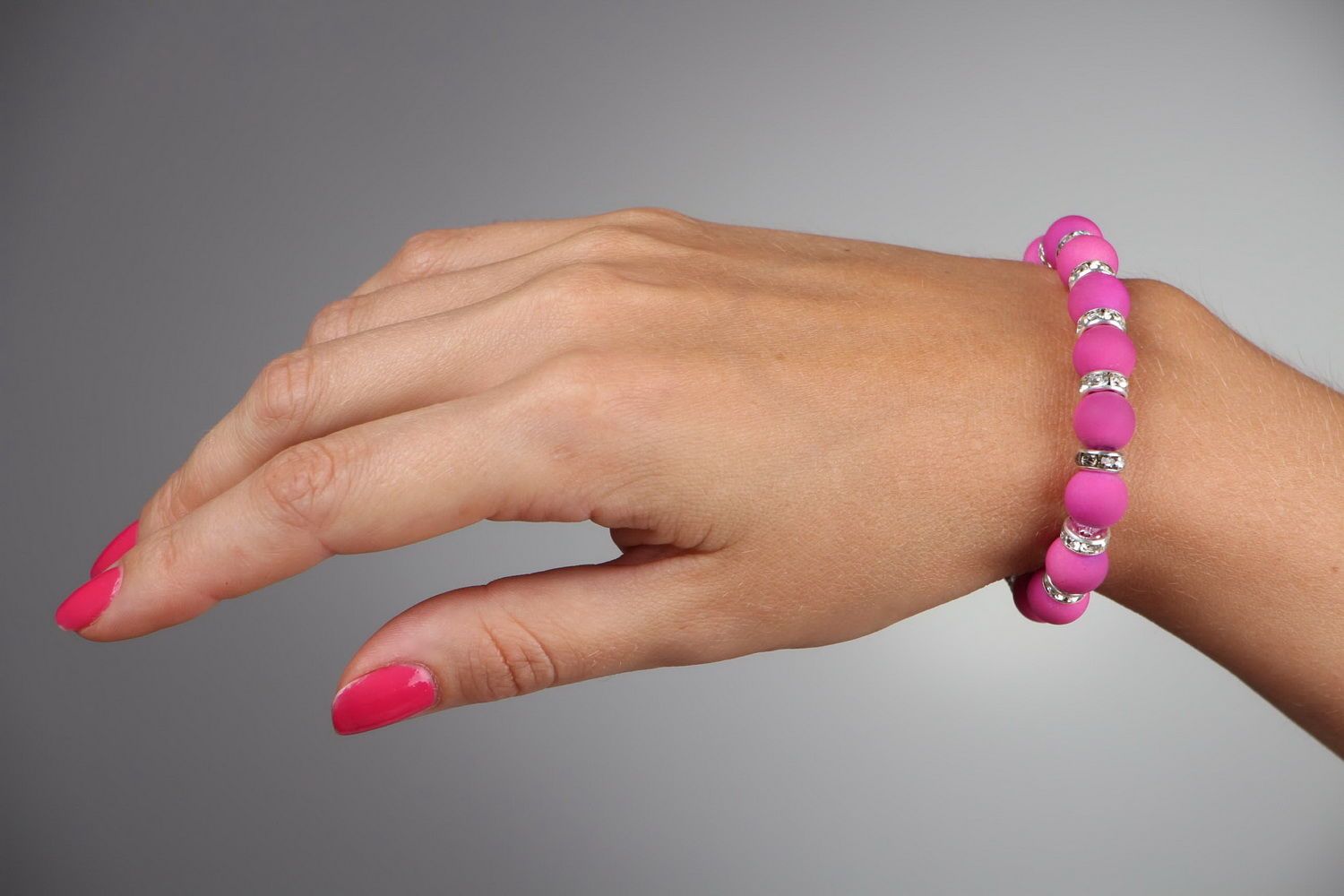 Bracelet en perles céramiques fait main  photo 5