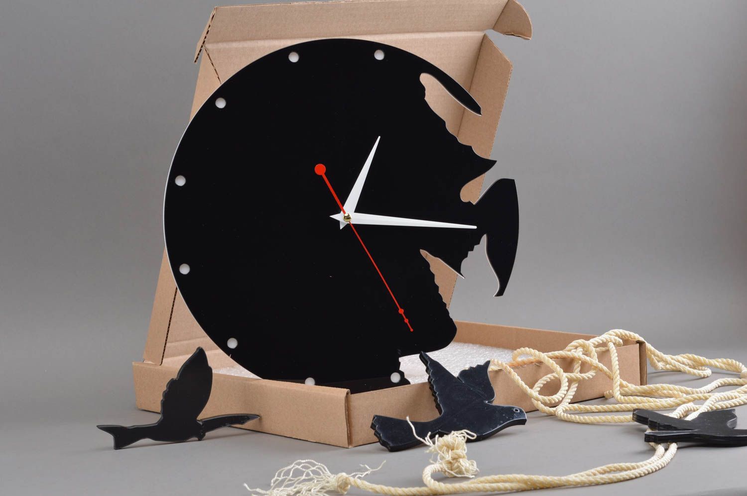Reloj de pared hecho a mano negro con pájaros diseño de interior regalo original foto 1
