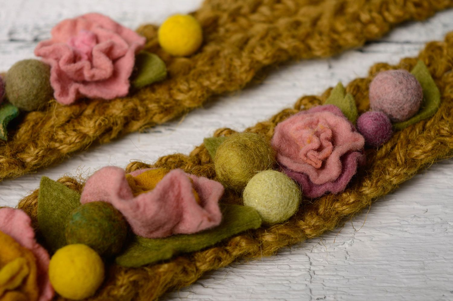 Ceinture textile en lin au crochet avec fleurs photo 2