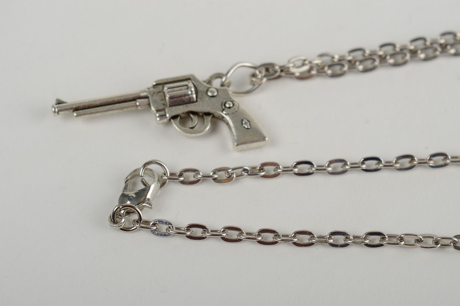 Trendy pendant handmade pendant on chain metal pendant metal jewelry for girls photo 3