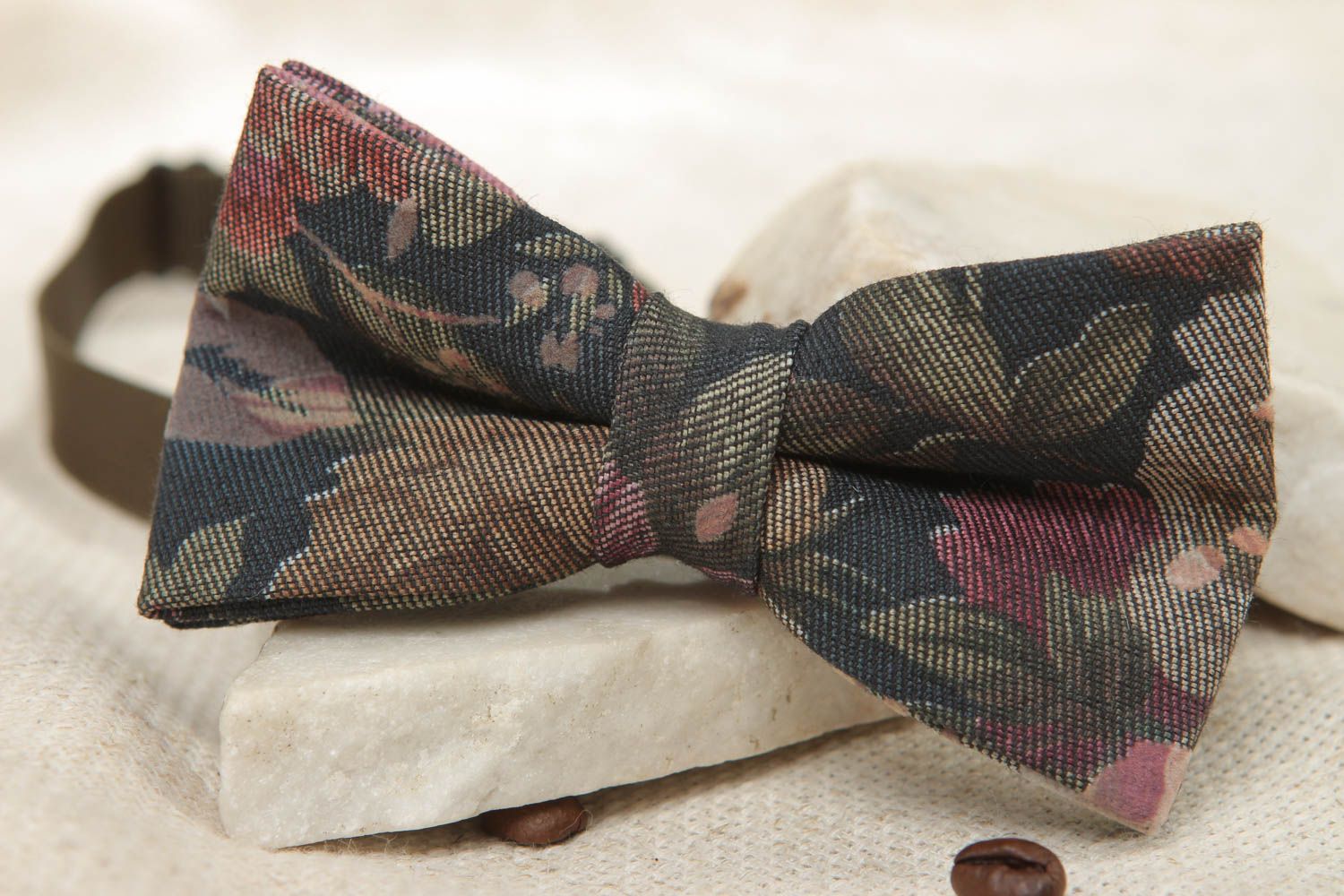 Handmade fabric bow tie photo 5